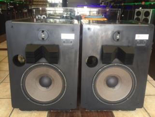 JBL L300 summit Monitor Speakers