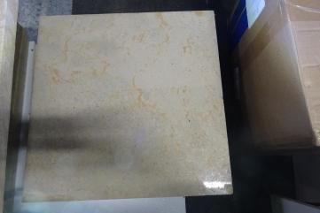 Piaskowiec polerowany – naturalny kamień na dom