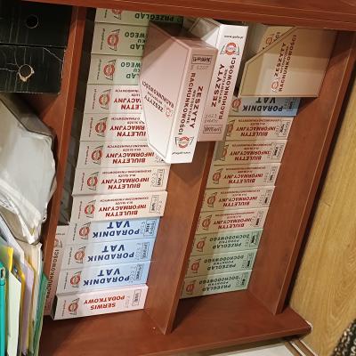 Poradniki VAT, przeglady podatkowe i kadrowe, biul
