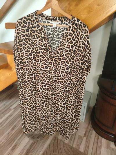 Sprzedam odzież damską w rozmiarze od 46 do 48