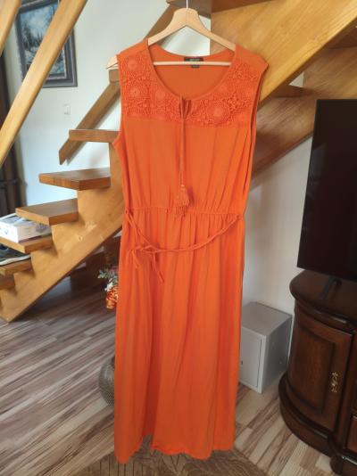 Sprzedam odzież damską w rozmiarze od 46 do 48